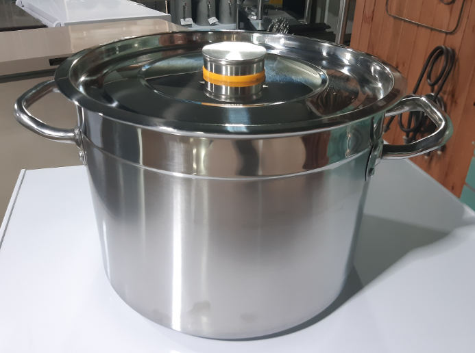 Кастрюля 12 л